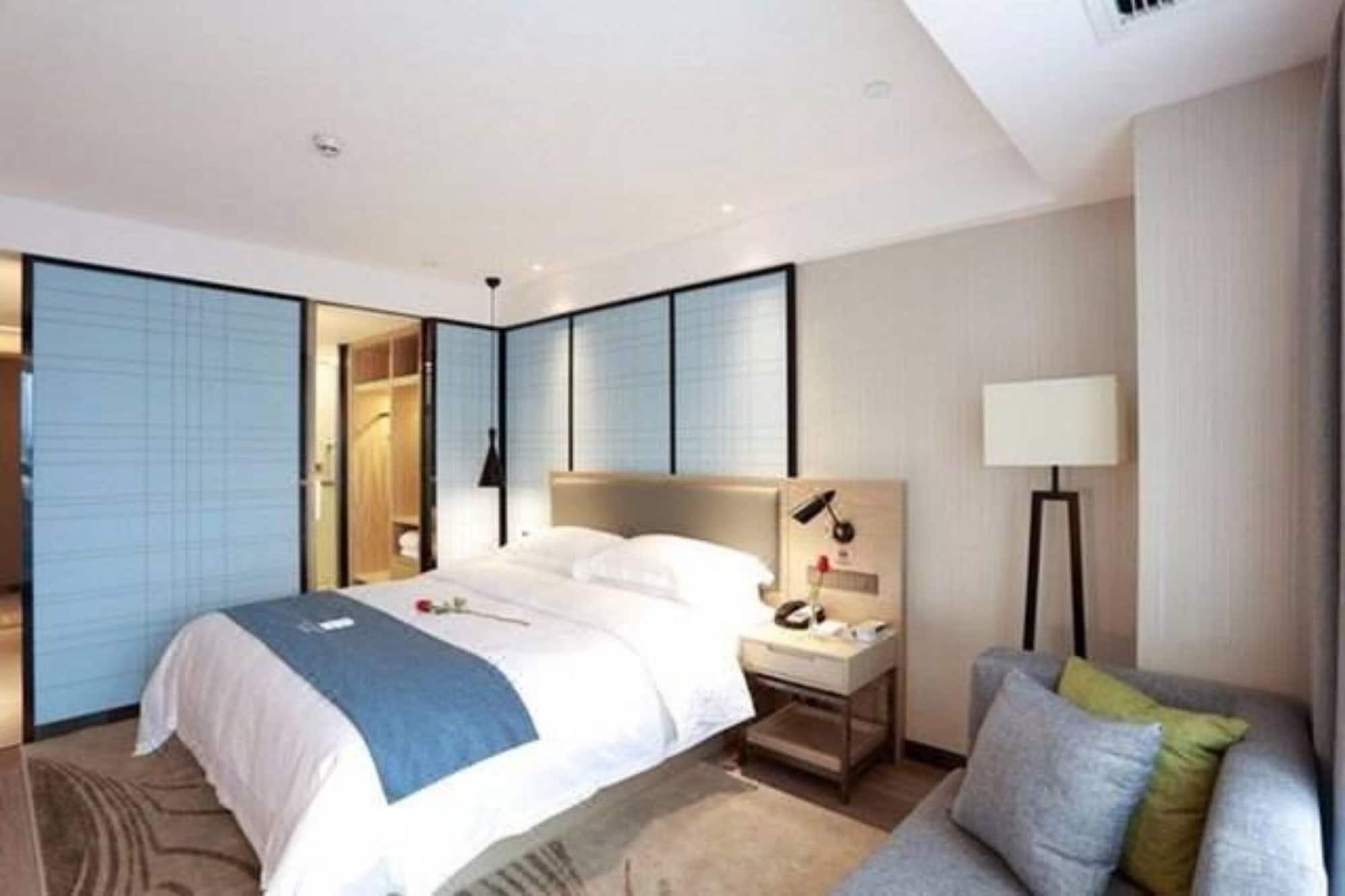 Echarm Hotel Guangzhou Kecun Metro Station מראה חיצוני תמונה